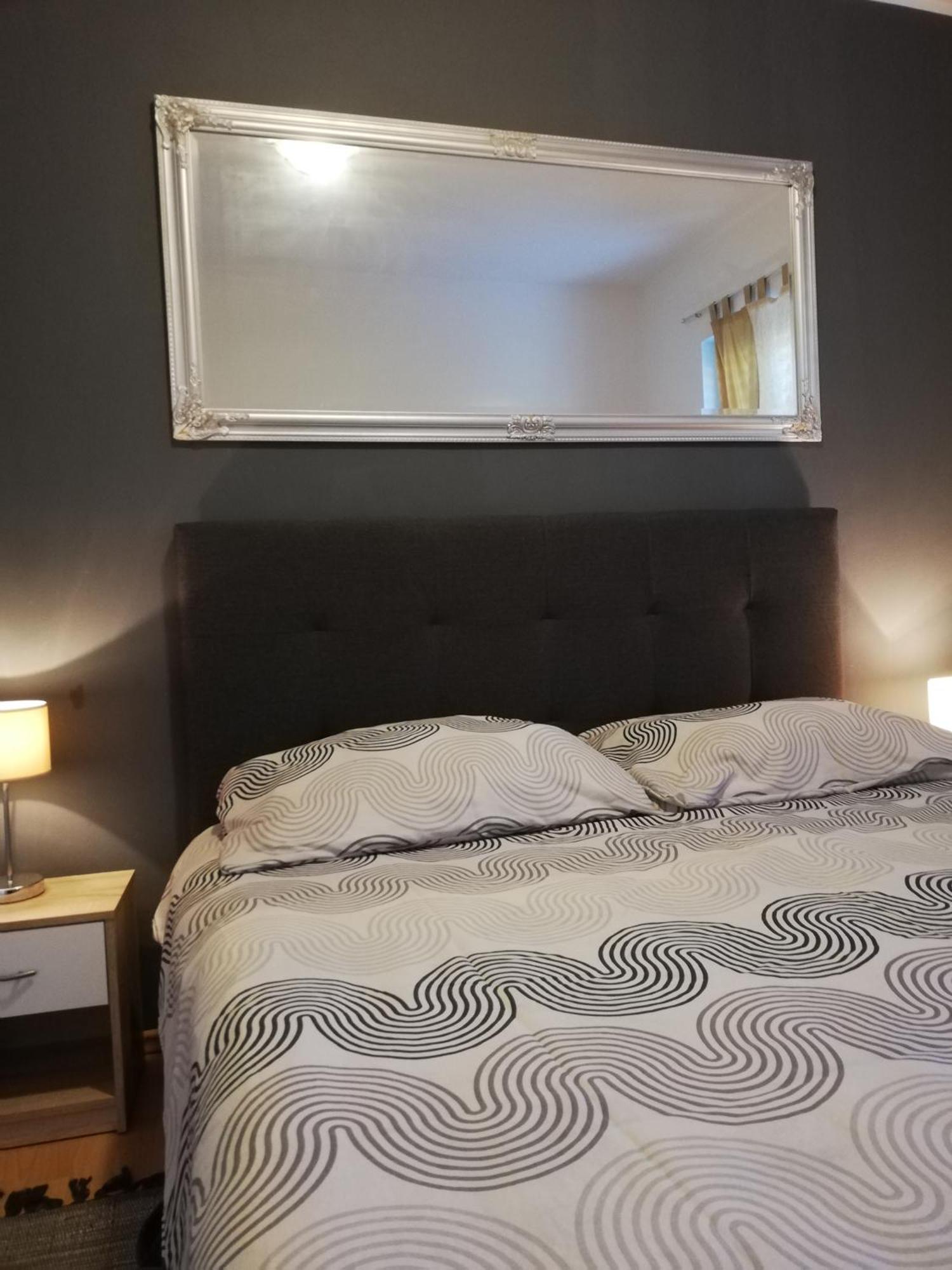 Apartments Poretti For 2,In Center Parking Free In The Yard,6 Min Beach Walk Rovinj Exteriör bild