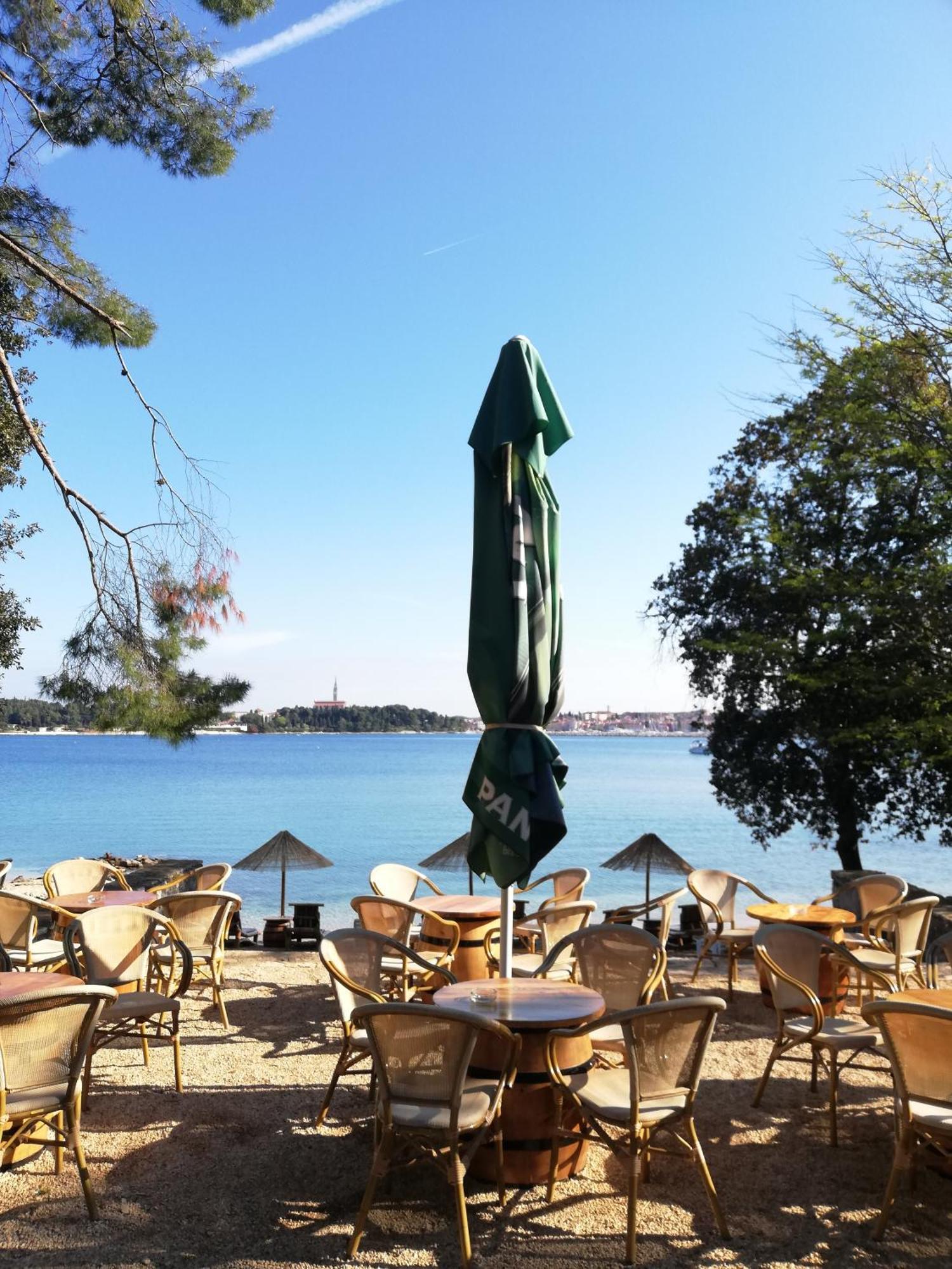 Apartments Poretti For 2,In Center Parking Free In The Yard,6 Min Beach Walk Rovinj Exteriör bild